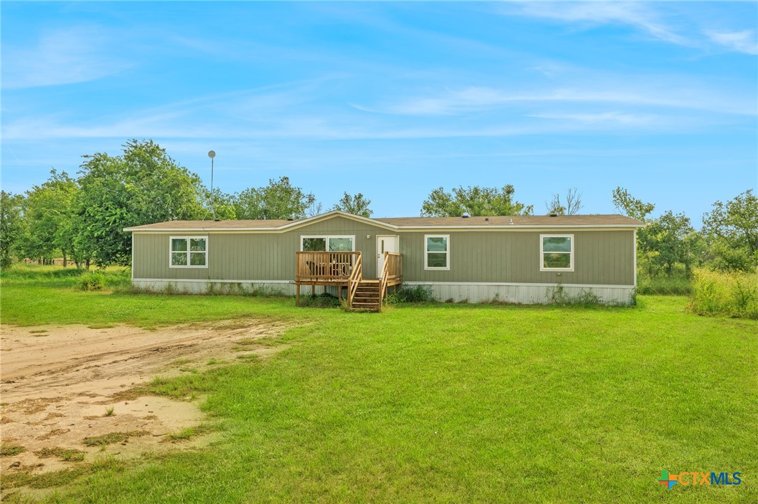 Residential in Floresville 4