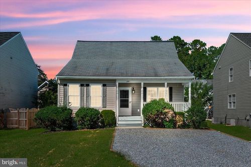 321 3rd Street, Colonial Beach, VA, 22443 | Card Image