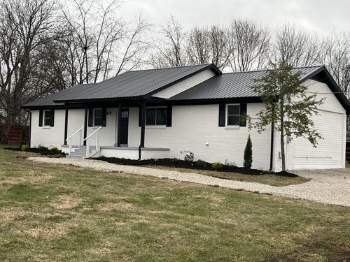 1047 New Deal Potts Rd, Cottontown, TN, 37048-4826 | Card Image