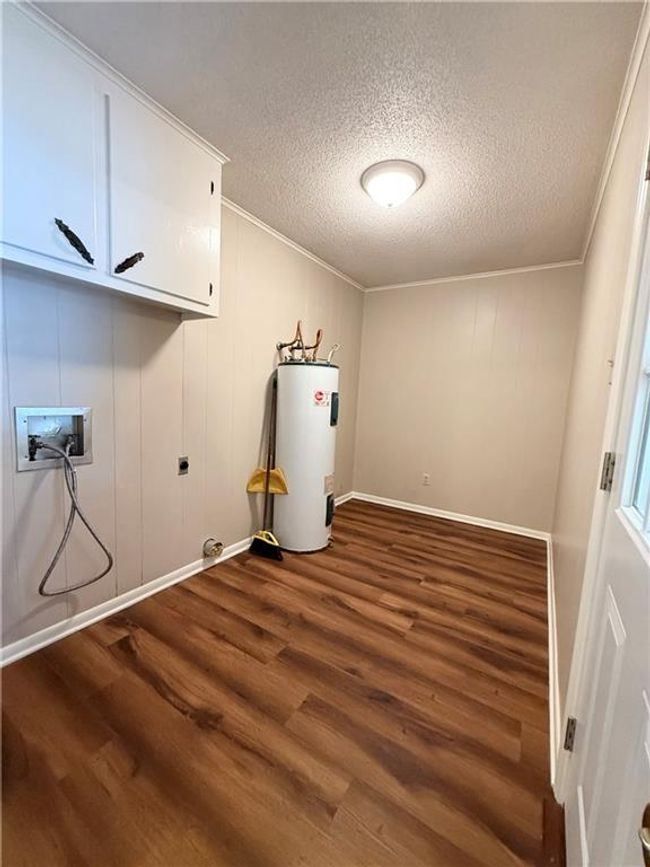 6614 Lost Ridge Drive Drive, House other with 3 bedrooms, 2 bathrooms and null parking in Pineville LA | Image 9