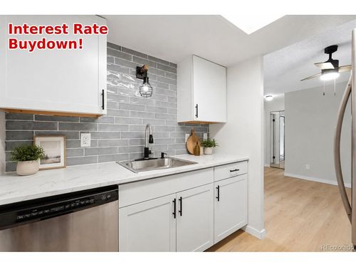 305-1150 Golden Cir, Golden, CO, 80401-3641 | Card Image