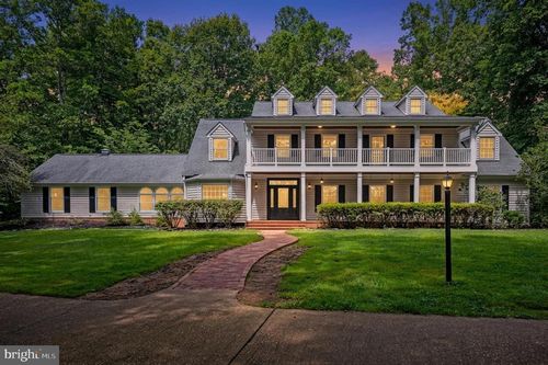 8609 Lee Jackson Cir, SPOTSYLVANIA, VA, 22553-3815 | Card Image