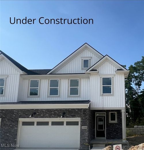 2088 Glenmont Dr, Brunswick, OH, 44212-4092 | Card Image