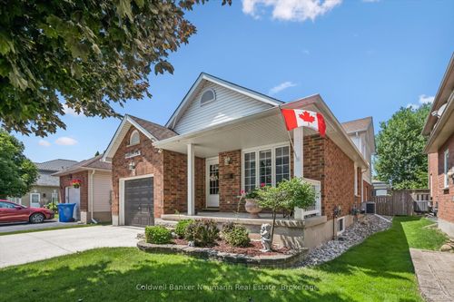 375 Gordon St, Fergus, ON, N1M2W3 | Card Image