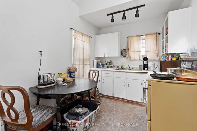 87 King St, Home with 2 bedrooms, 2 bathrooms and 3 parking in Port Colborne ON | Image 26