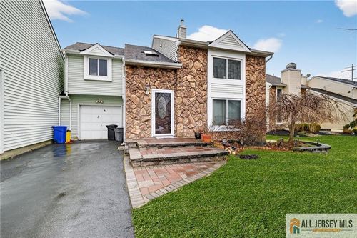 34 Jeffrey Cir, Dayton, NJ, 08810-1430 | Card Image