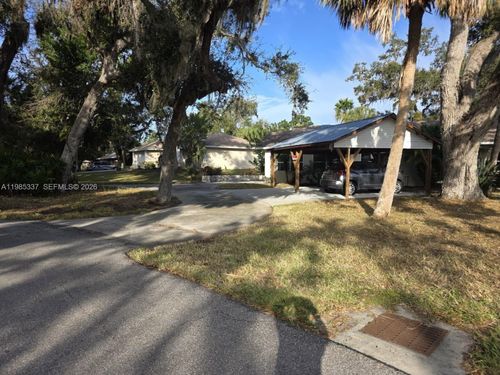 3661 Bernice Ln, SARASOTA, FL, 34238-2526 | Card Image