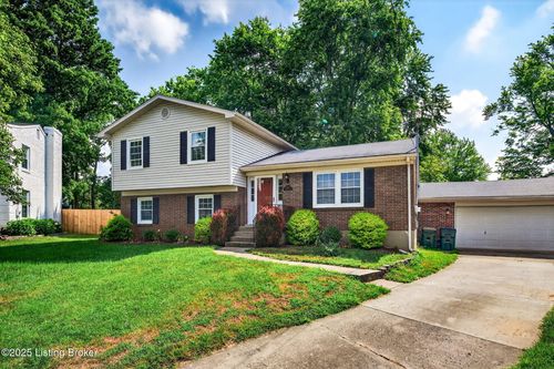 8807 Avondale Ct, Louisville, KY, 40299-1303 | Card Image