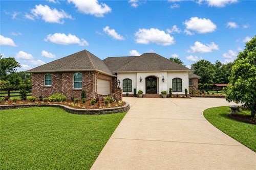 197 Orleans Ave, Folsom, LA, 70437-5511 | Card Image
