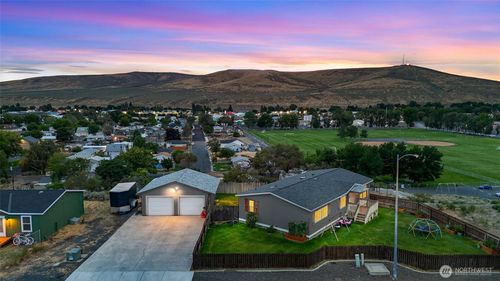 403 Hilltop Dr, Ephrata, WA, 98823-2273 | Card Image