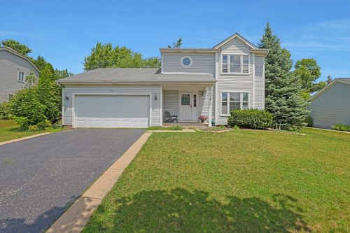 710 Cimarron Dr, Cary, IL, 60013-3354 | Card Image