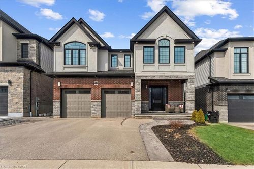 570 Bridgemill Cres, Kitchener, ON, N2A0K3 | Card Image