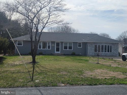1639 Perkins Ln, Beverly, NJ, 08010-2203 | Card Image