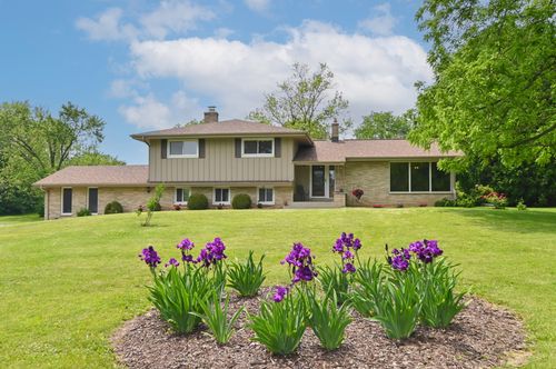 4735 Meadow Vw E, Brookfield, WI, 53005-1389 | Card Image