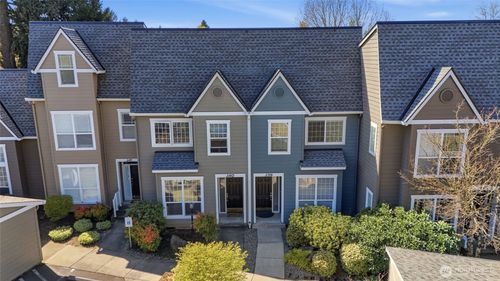 j39-9008 Ne 54th Street, Vancouver, WA, 98662 | Card Image