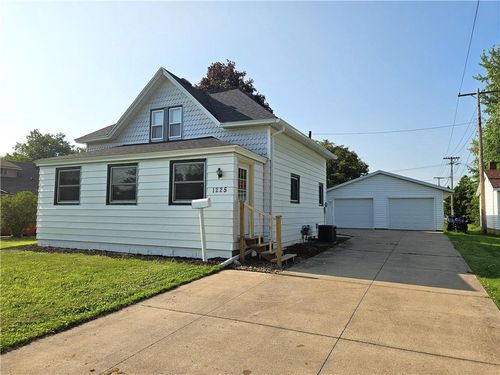 1225 E La Salle Ave, Barron, WI, 54812-1635 | Card Image