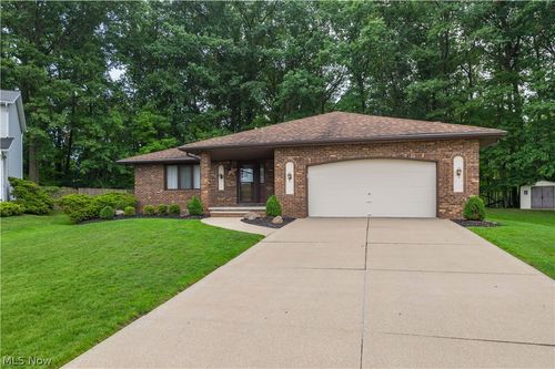 7818 Pompano Ct, Parma, OH, 44134-5873 | Card Image