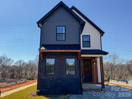 4 Martha Kate Dr, Hendersonville, NC, 28792 | Card Image