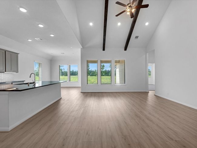 401 County Road 3081, House other with 4 bedrooms, 3 bathrooms and 3 parking in Cleveland TX | Image 4