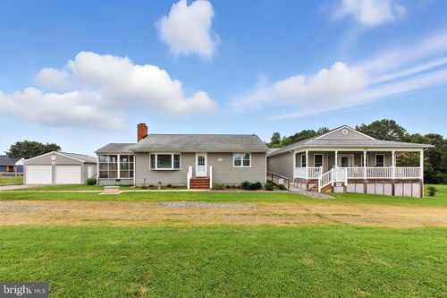 8043 Chancellor Rd, FREDERICKSBURG, VA, 22407-7301 | Card Image