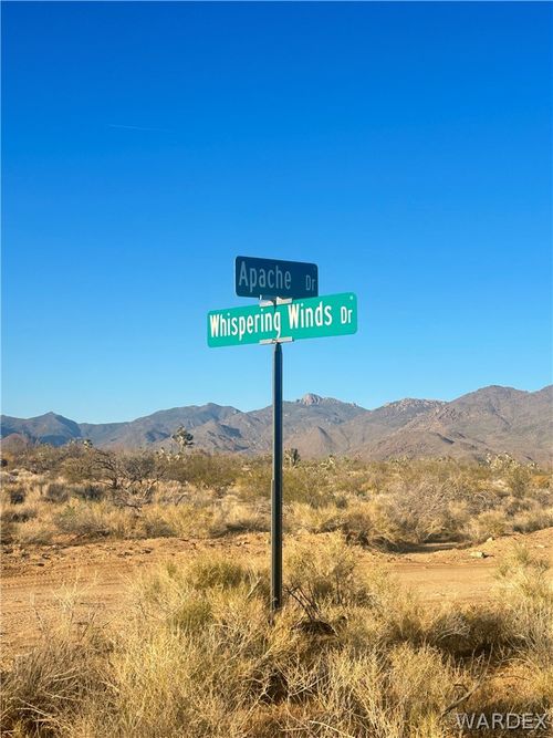 333 S S Whispering Winds Rd, Yucca, AZ, 86438 | Card Image