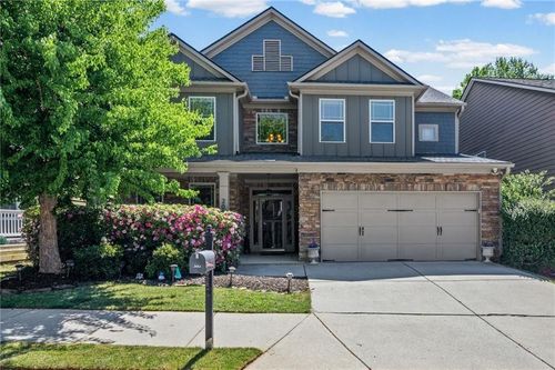 2053 Village Crest Dr Nw, Atlanta, GA, 30318-1066 | Card Image