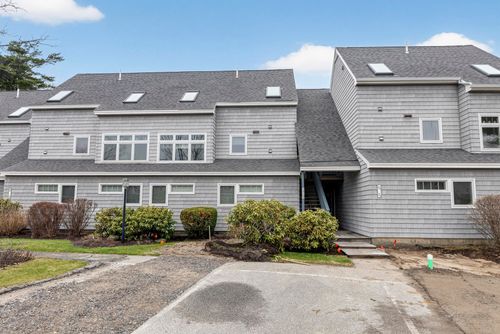 74-146 W Grand Avenue, Old Orchard Beach, ME, 04064 | Card Image
