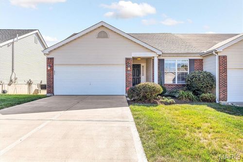 447 Angelique Pl, Saint Charles, MO, 63303-4201 | Card Image