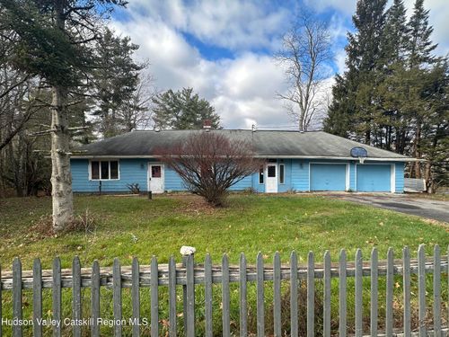 4649 Ccrt 9, New Lebanon, NY, 12125 | Card Image