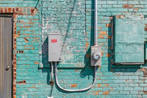 341 W 7 Mile Rd, Detroit, MI, 48203-1953 | Card Image