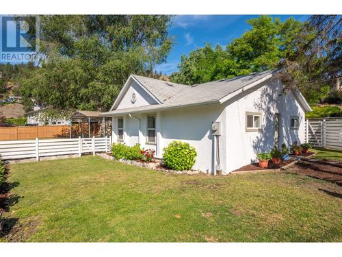 11716 Prairie Valley Rd, Summerland, BC, V0H1Z8 | Card Image