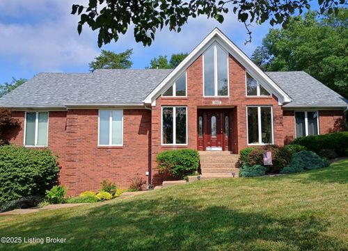 1801 Austinwood Pl, Louisville, KY, 40214-5923 | Card Image