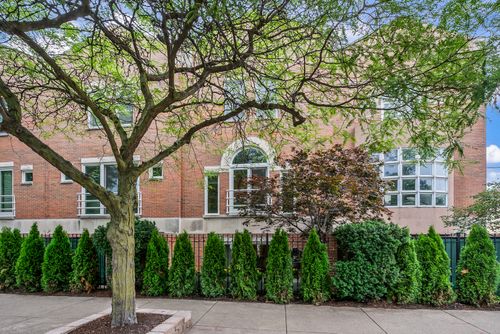 apt-b-1030 W Wrightwood Ave, Chicago, IL, 60614-1300 | Card Image