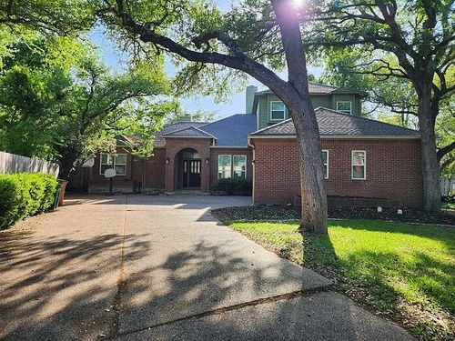 7203 Desert Rose Cv, Austin, TX, 78750-8313 | Card Image