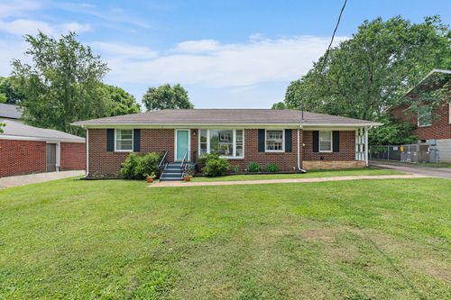 633 American Rd, Nashville, TN, 37209-1621 | Card Image