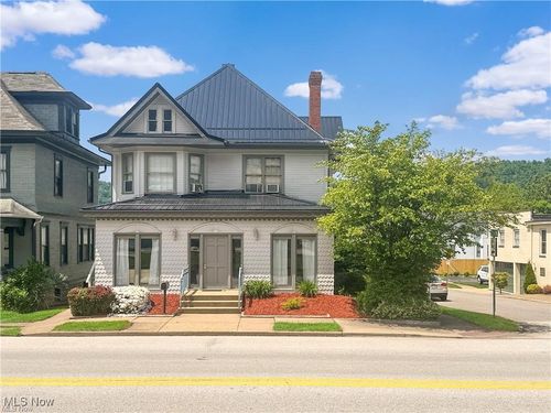 2011 Warwood Ave, Wheeling, WV, 26003-7103 | Card Image