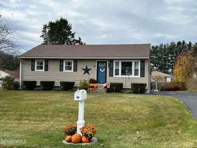 46 Baldwin Ave, House other with 3 bedrooms, 2 bathrooms and null parking in Pittsfield MA | Image 2