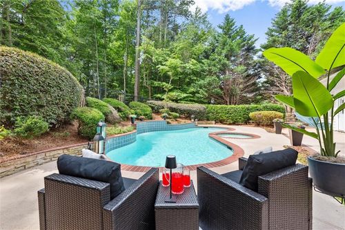 1065 Beacon Hill Xing, Alpharetta, GA, 30005-8871 | Card Image