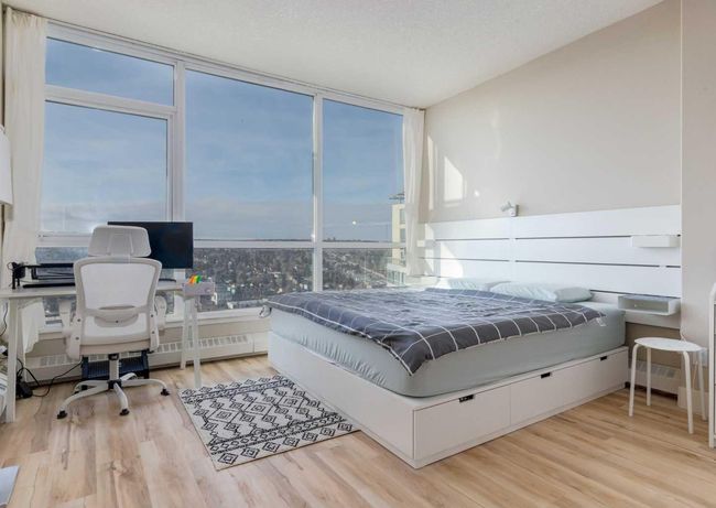 2105 - 77 Spruce Pl Sw, Condo with 2 bedrooms, 2 bathrooms and 1 parking in Calgary AB | Image 15