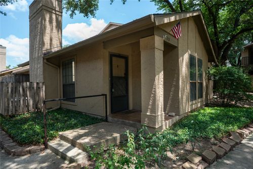 315-1202 Thorpe Ln, San Marcos, TX, 78666-6552 | Card Image