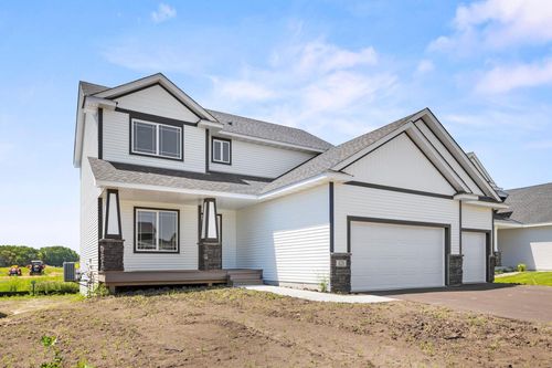 629 Sierra Pkwy, Waconia, MN, 55387-4418 | Card Image
