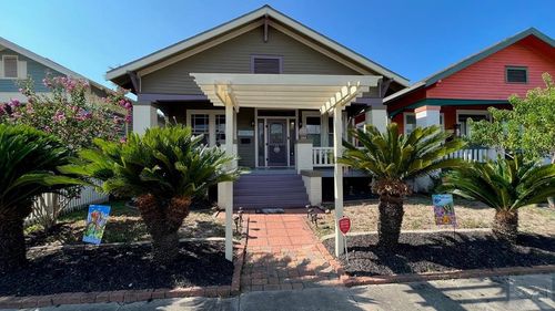 1609 Avenue O, Galveston, TX, 77550-8142 | Card Image