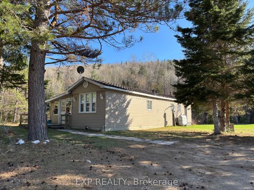 155 Dawson Rd, Madawaska, ON, K0J2C0 | Card Image