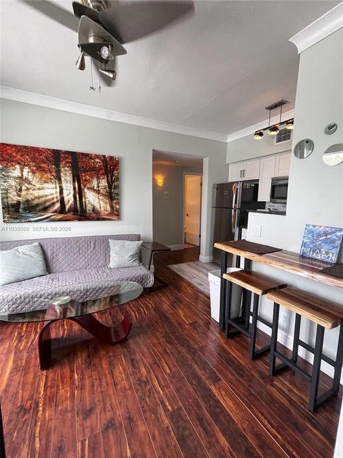 apt-301-1320 Drexel Ave, Miami Beach, FL, 33139-8132 | Card Image