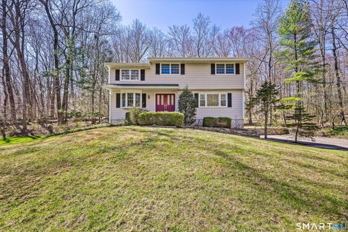 145 Wilton Rd E, Ridgefield, CT, 06877-5720 | Card Image
