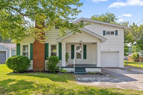 1907 Mcbrien Rd, Chattanooga, TN, 37412-3011 | Card Image