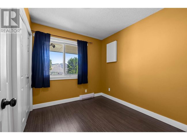 1172 Linthorpe Rd, House other with 4 bedrooms, 3 bathrooms and 4 parking in Kamloops BC | Image 17
