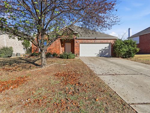 1125 Timber Creek Dr, Lewisville, TX, 75067-5440 | Card Image