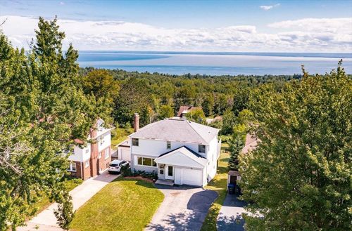 350 Kenilworth Ave, Duluth, MN, 55803-2201 | Card Image