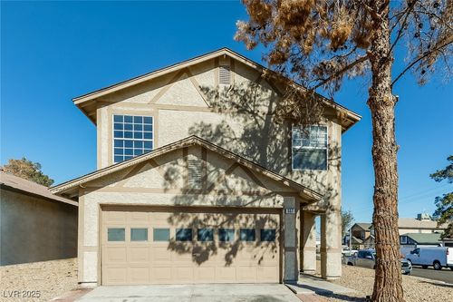 557 Liverpool Ave, Henderson, NV, 89011-4407 | Card Image